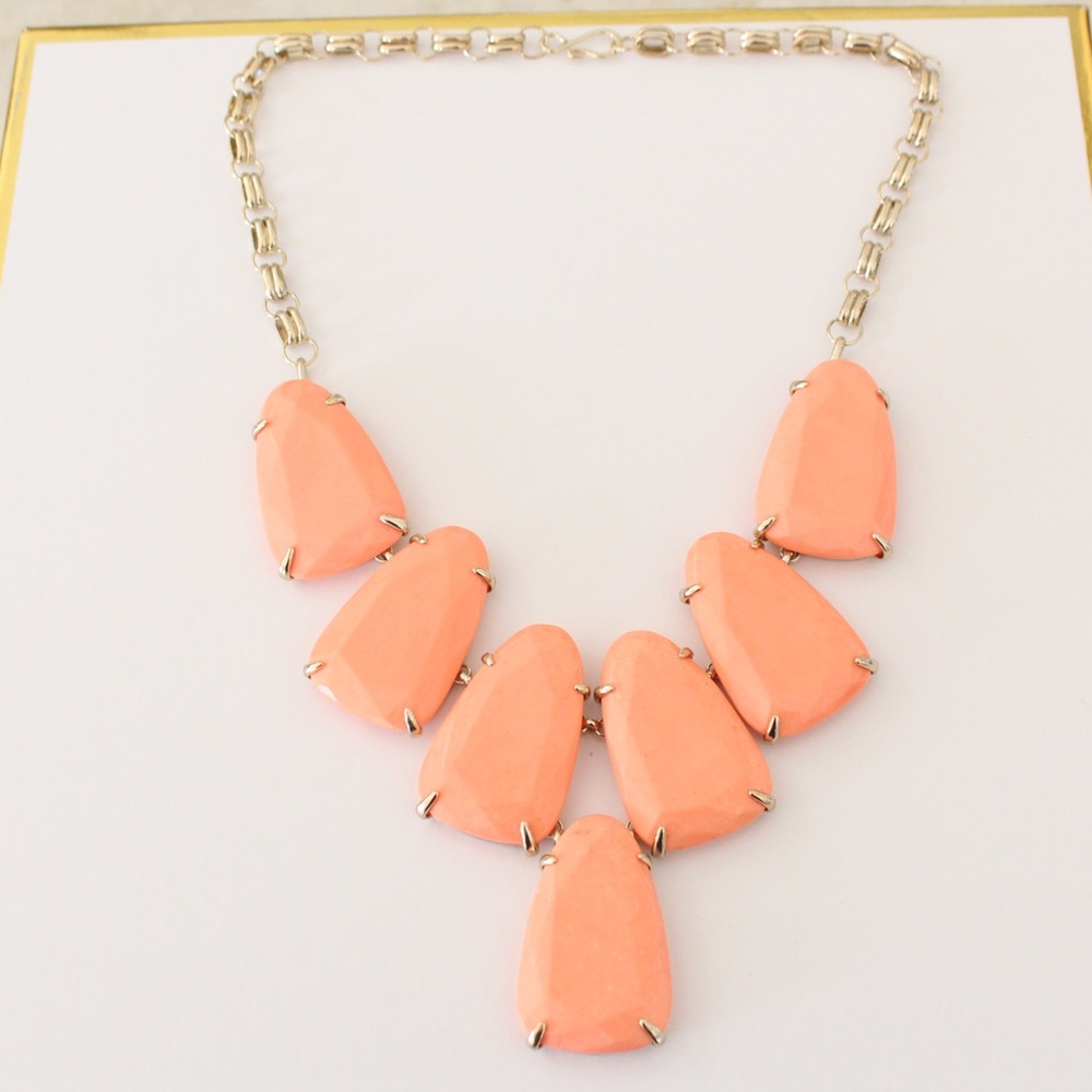 Kendra Scott Harlow Necklace in Coral